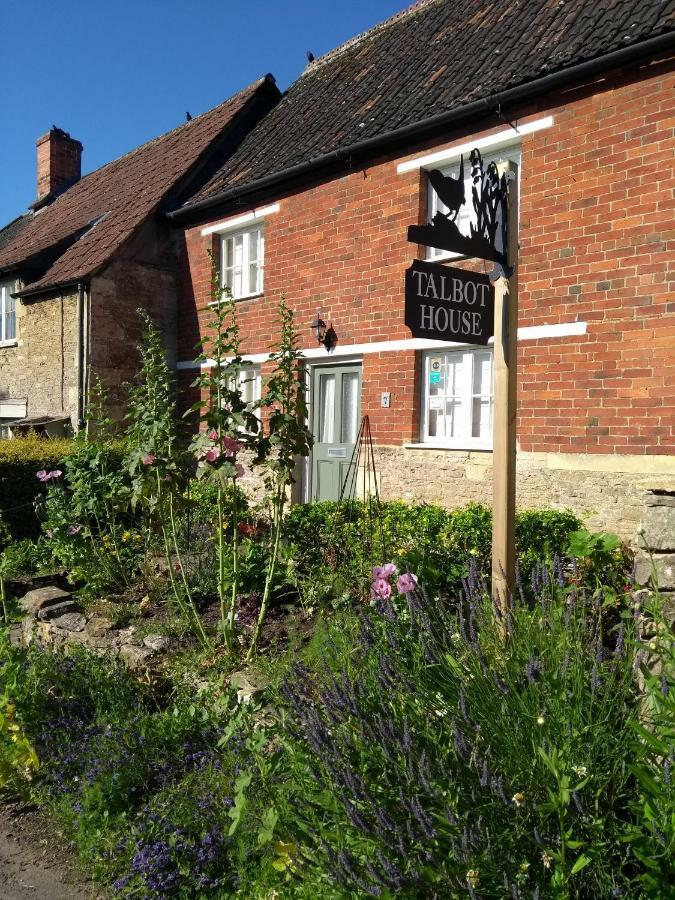 Talbot House Lacock Exterior photo