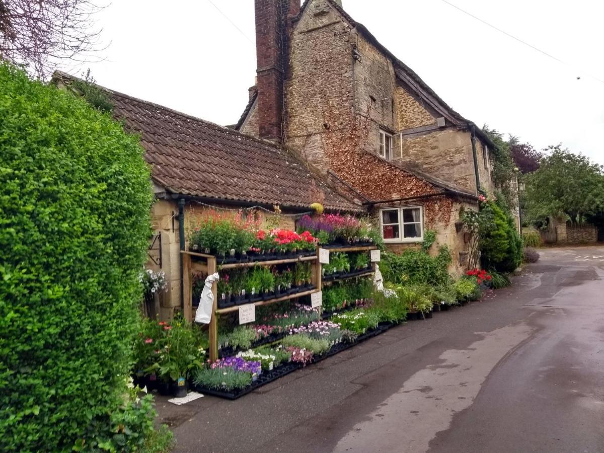 Talbot House Lacock Exterior photo